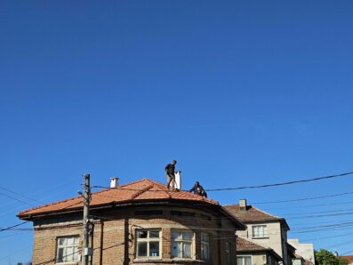 Готов покрив с керемиди и капаци – завършен ремонт на покрив в Бургас
