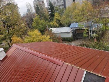 Завършен термопанелен покрив в квартал Дървеница